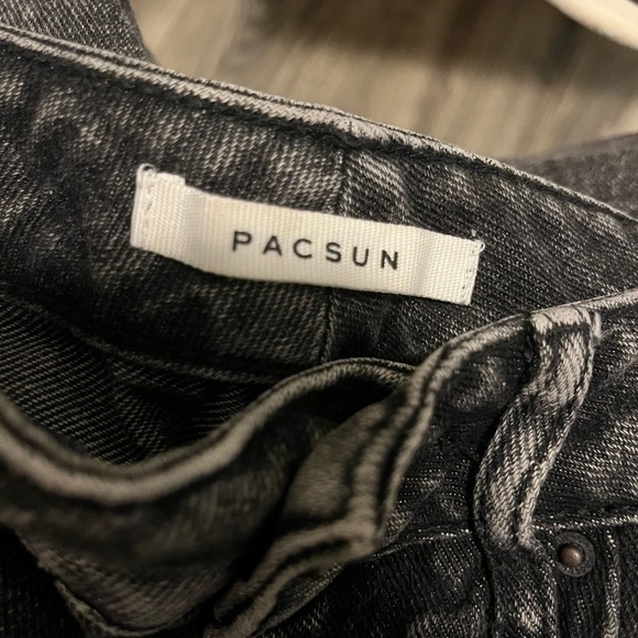 Pacsun Black faded wash mom jeans - Picture 6 of 7